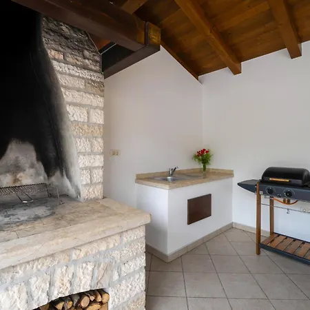 Stauri Villa